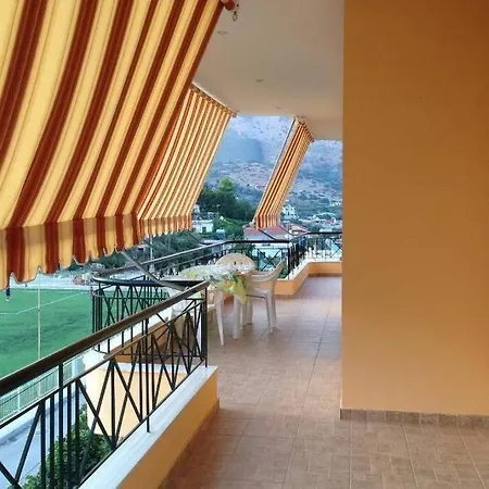 Lina's Χειμάρρα