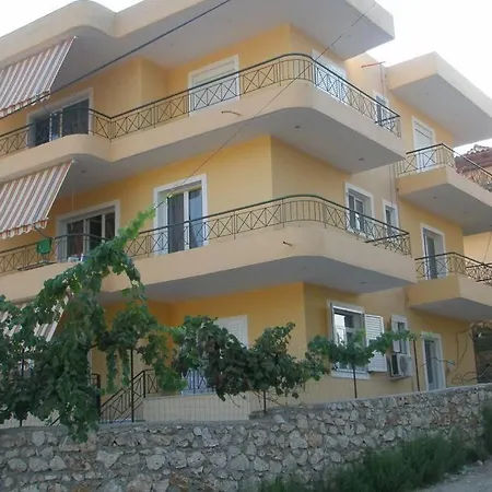 Lina's Χειμάρρα