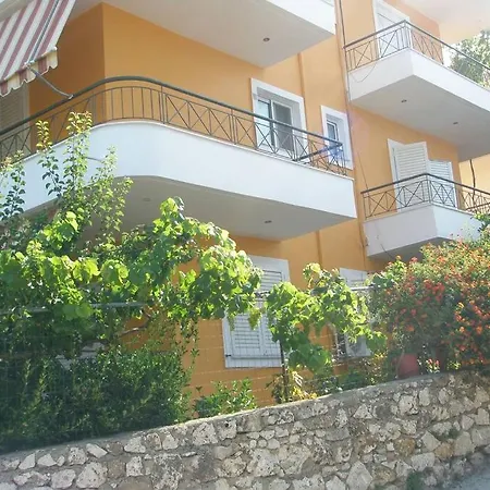 Διαμέρισμα Lina's Χειμάρρα