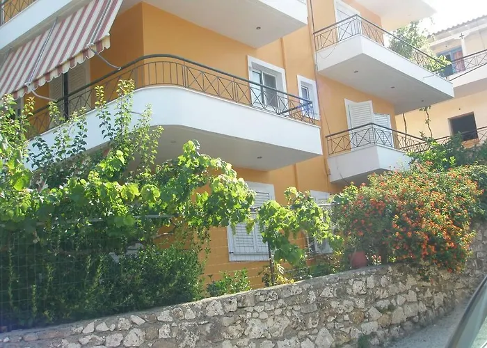 Appartamento Lina's Himare